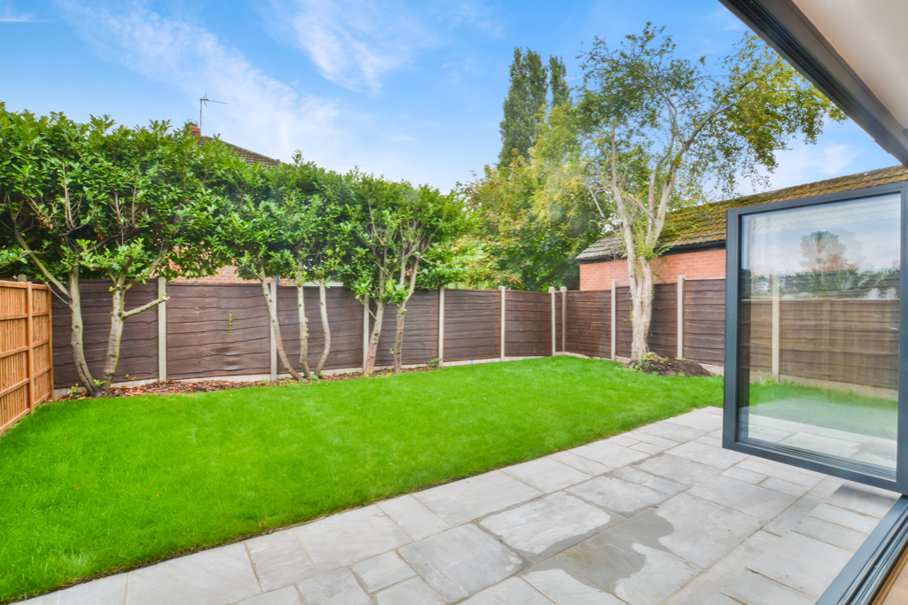 Garden and patio at Outwood Road